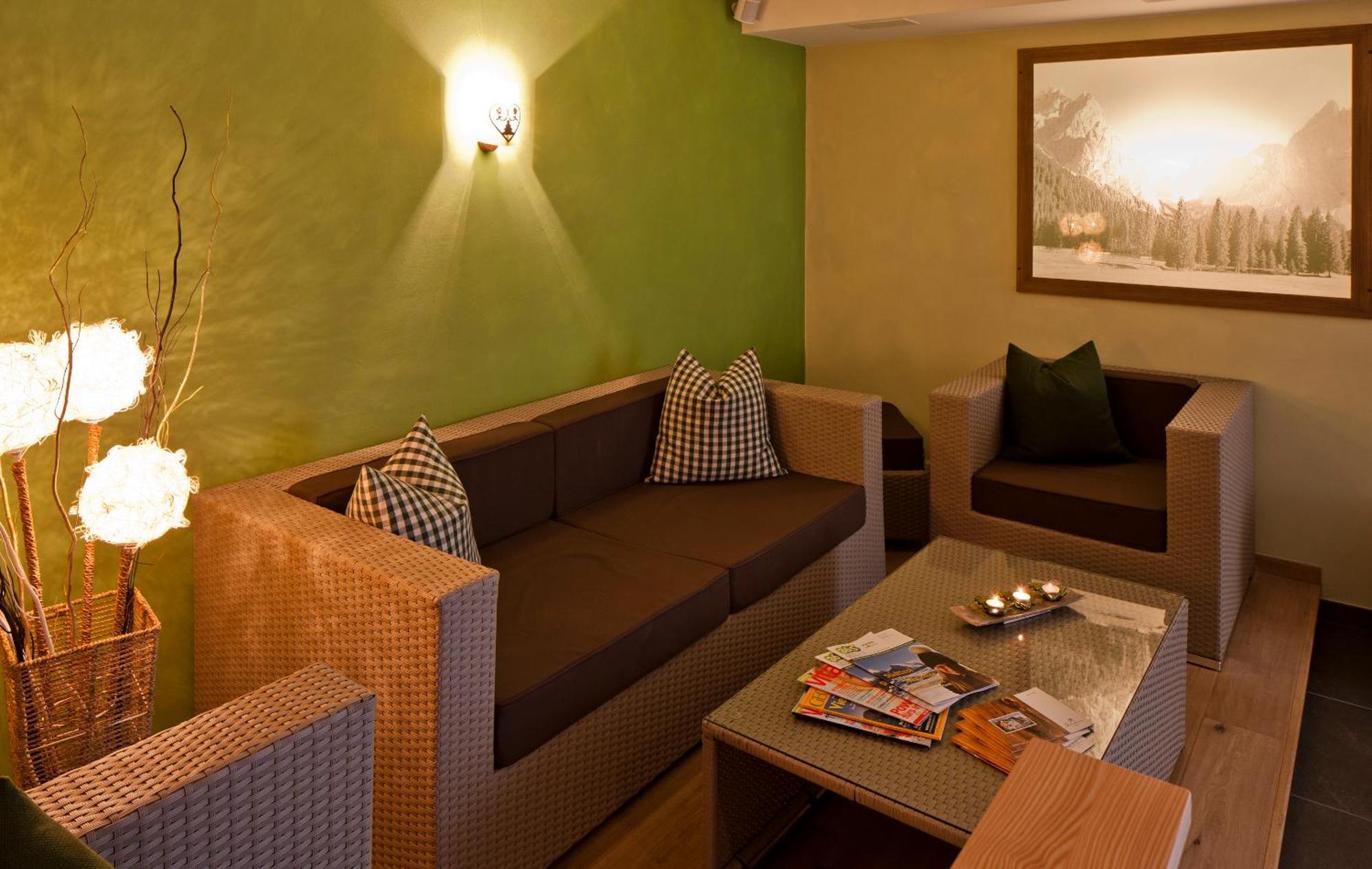 Hotel Falken ฟัลเซส ภายนอก รูปภาพ
