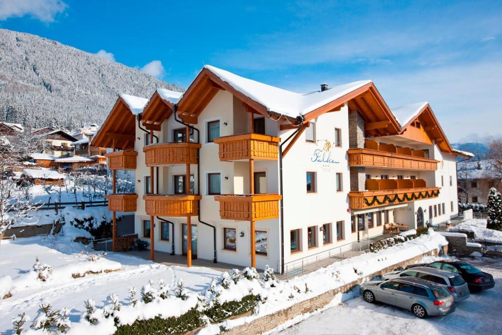 Hotel Falken ฟัลเซส ภายนอก รูปภาพ